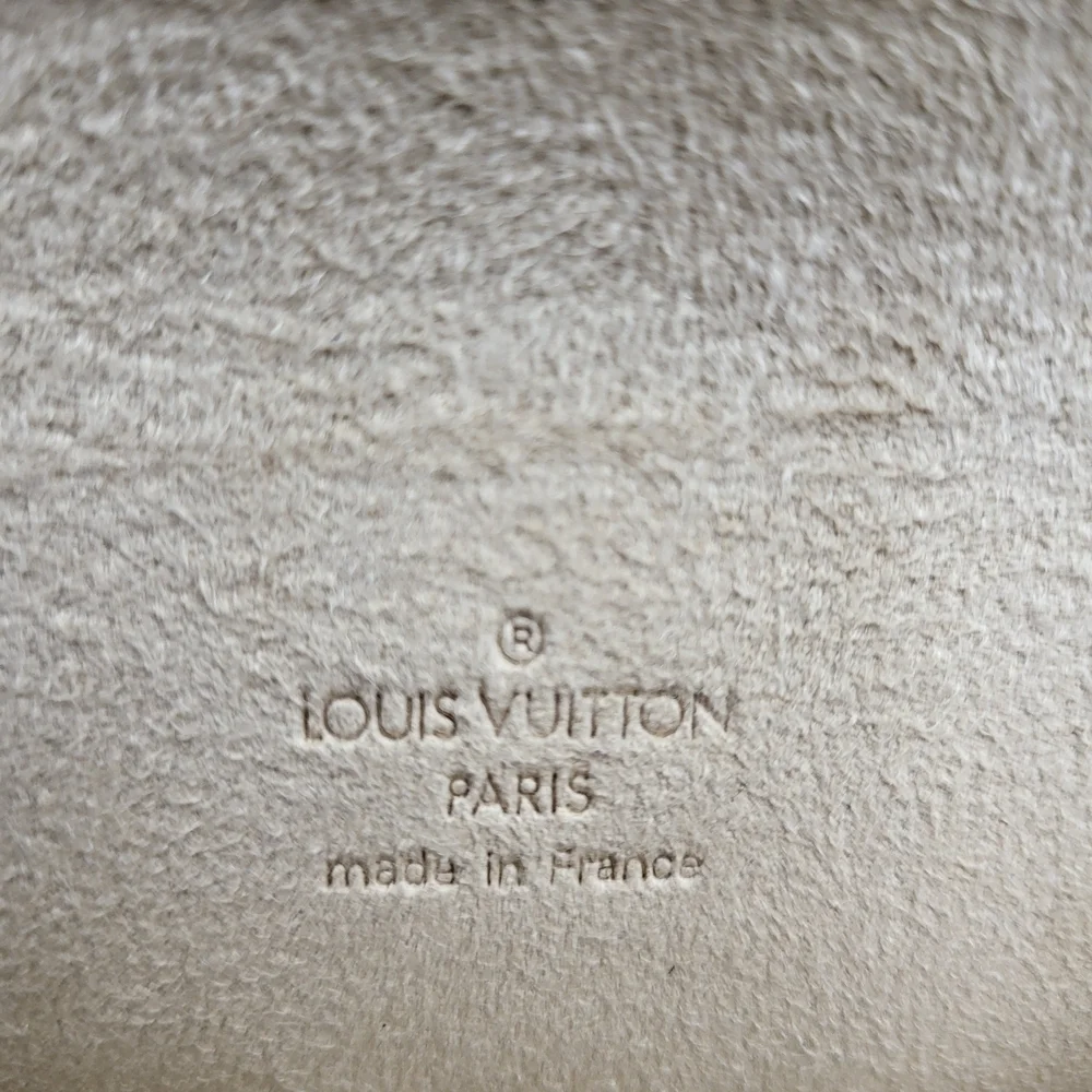 LOUIS VUITTON Pochette Florentine Monogram Canvas Belt Bag..Authentic w/COA..